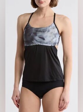 Nike Layered Women’s Black Tankini Top/ Nike Swim